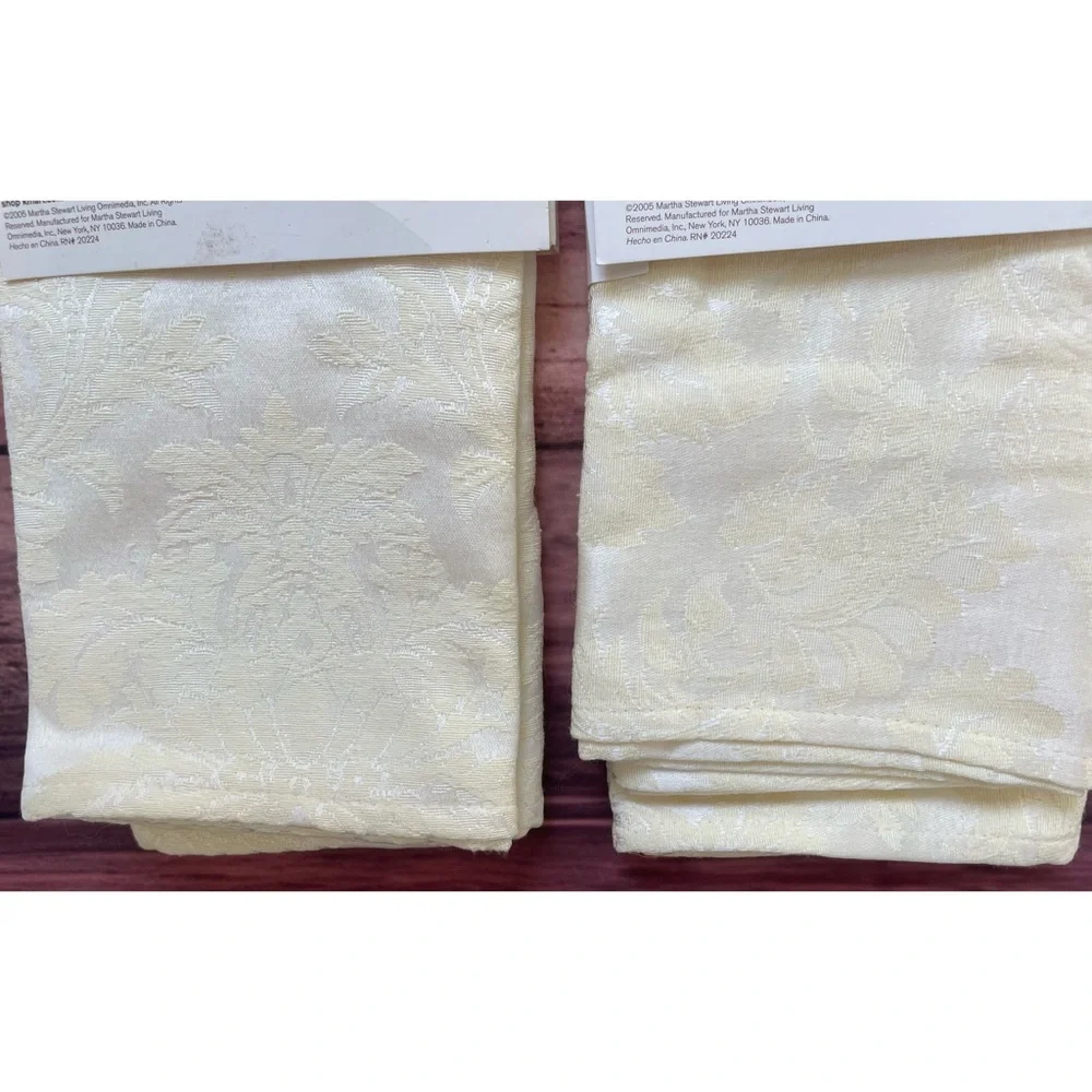 Vintage Martha Stewart Set Of Fabric Classic Damask Ivory Napkins